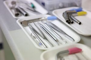 未来の自分に贈る健康な歯：先進的な歯科ケアのすすめ