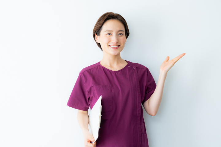 歯科医師がアドバイスするイメージ